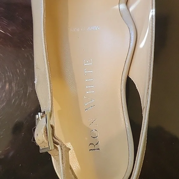 Shoes - Picture 7 of 8